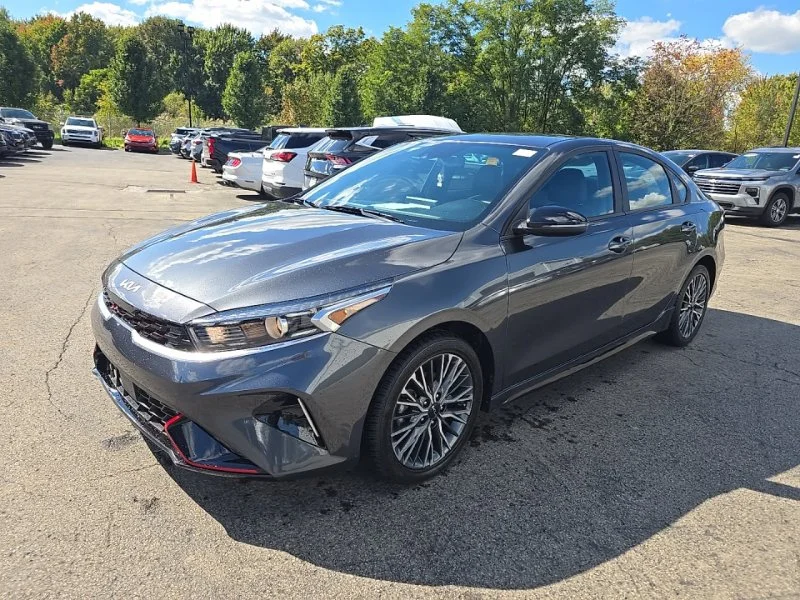 Used 2024 Gray Kia GT-Line image 3