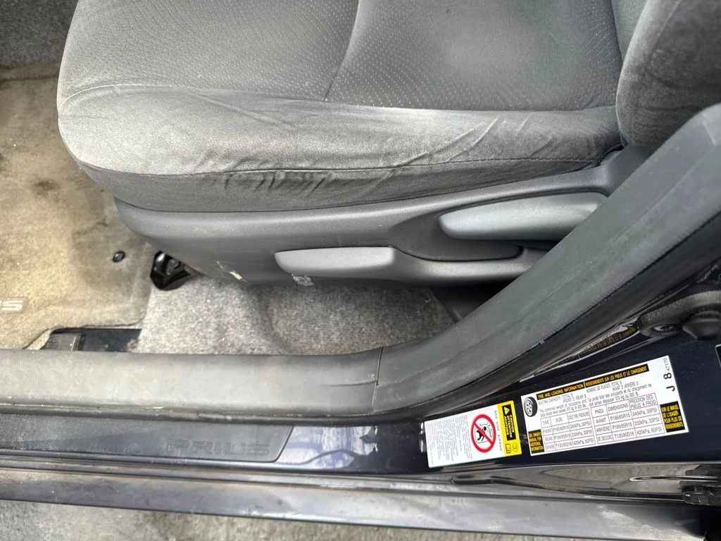 Used 2011 Gray Toyota Two image 5