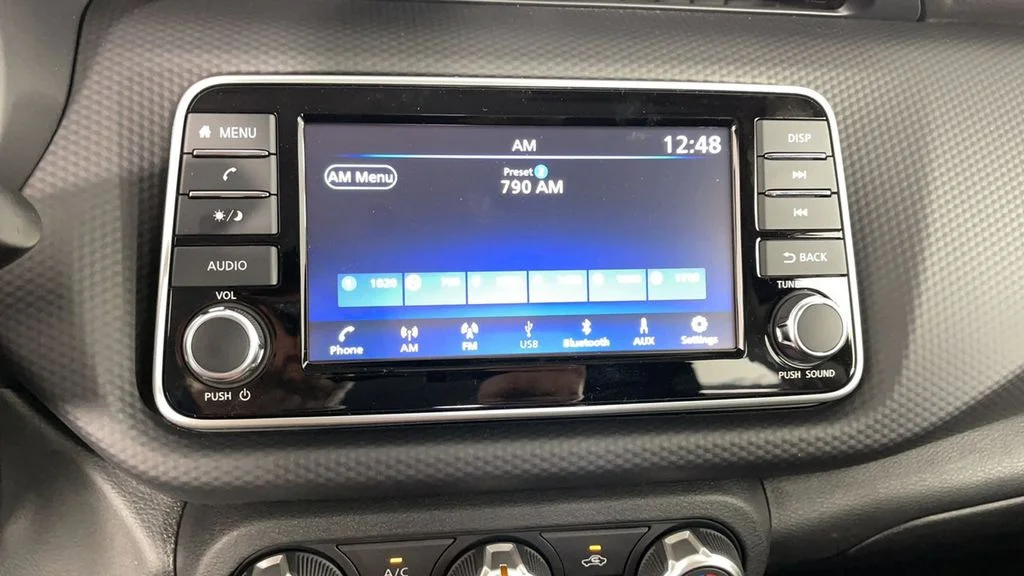 2025 Nissan KICKS PLAY Base - Photo 21