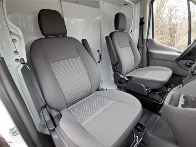 2024 Ford Transit Cutaway Base - Photo 11