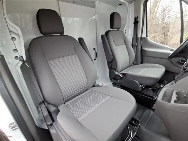 2024 Ford Transit Cutaway Base - Photo 11