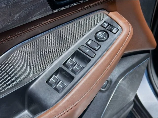 Used 2022 Gray Acura w/Advance Package image 24