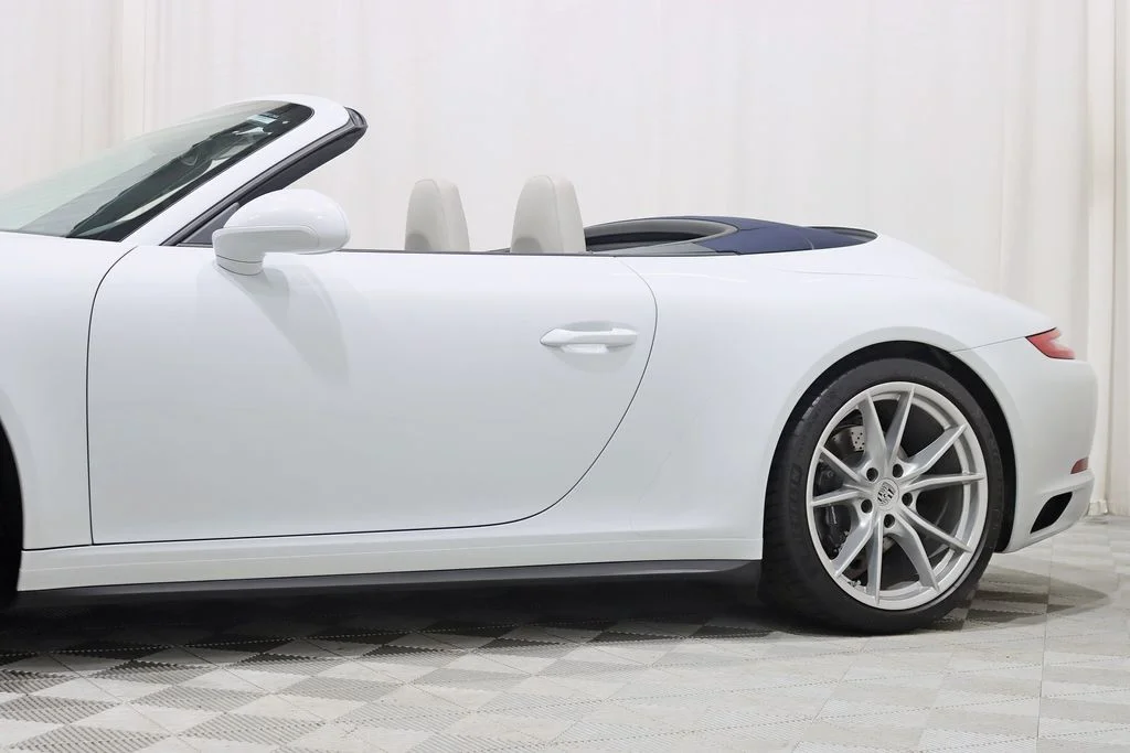 Used 2018 White Porsche Carrera 4 image 4