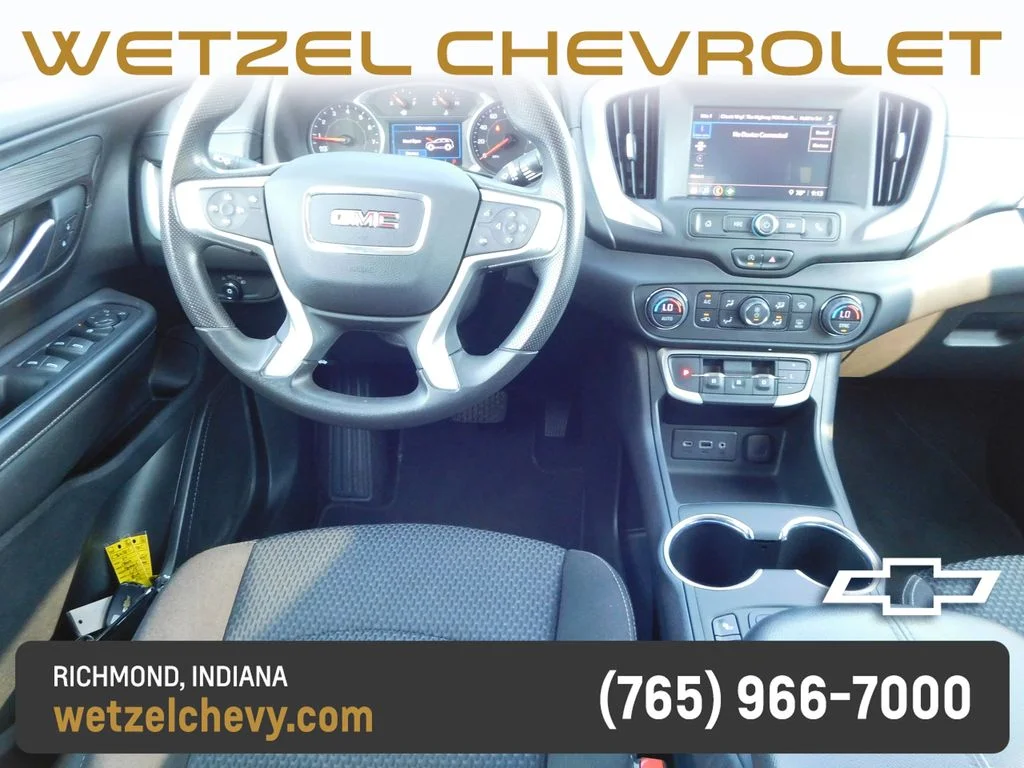 Used 2022 Black GMC SLE image 16