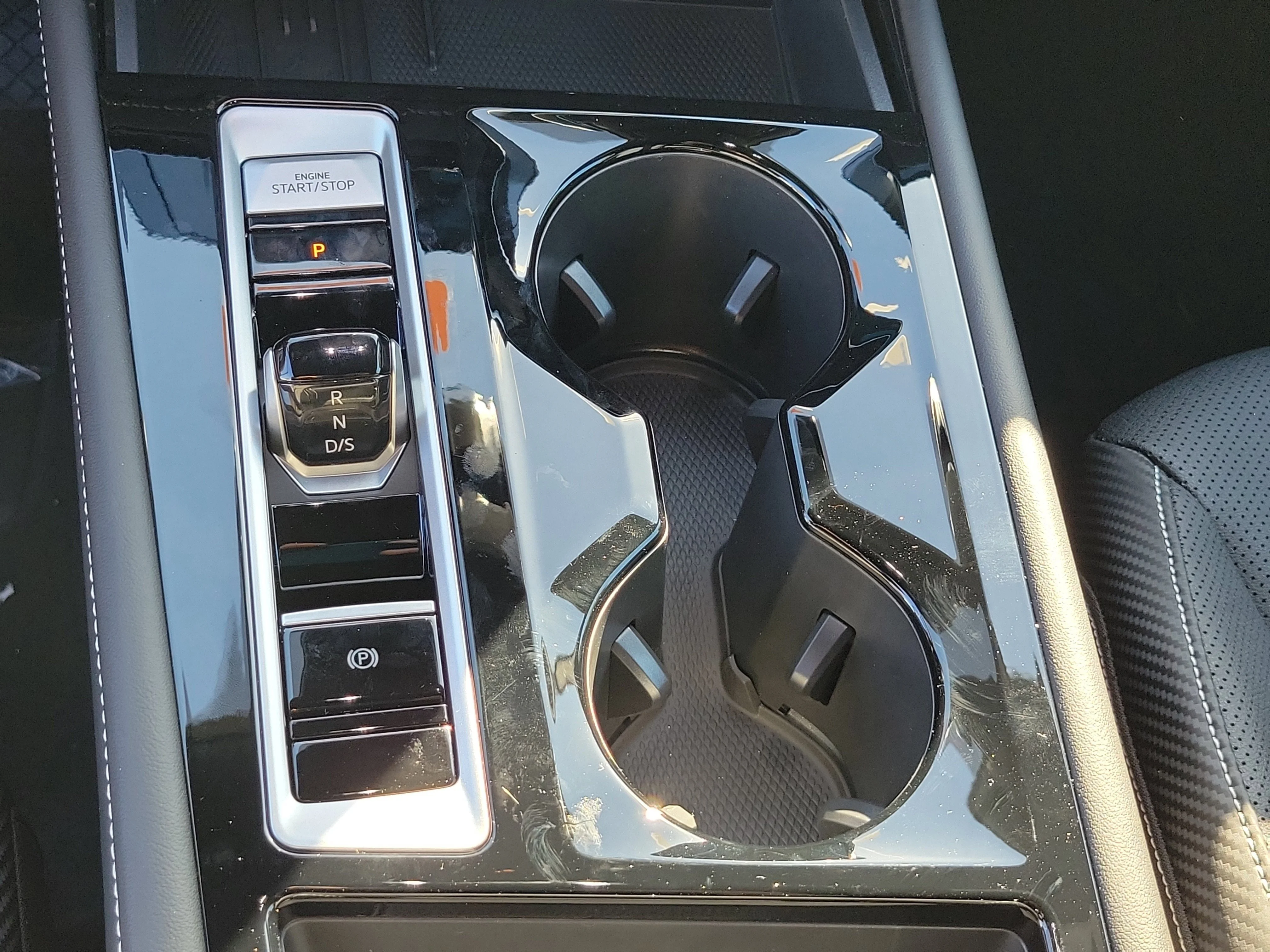 New 2026 Gray Volkswagen 2.0T SE w/Technology image 31