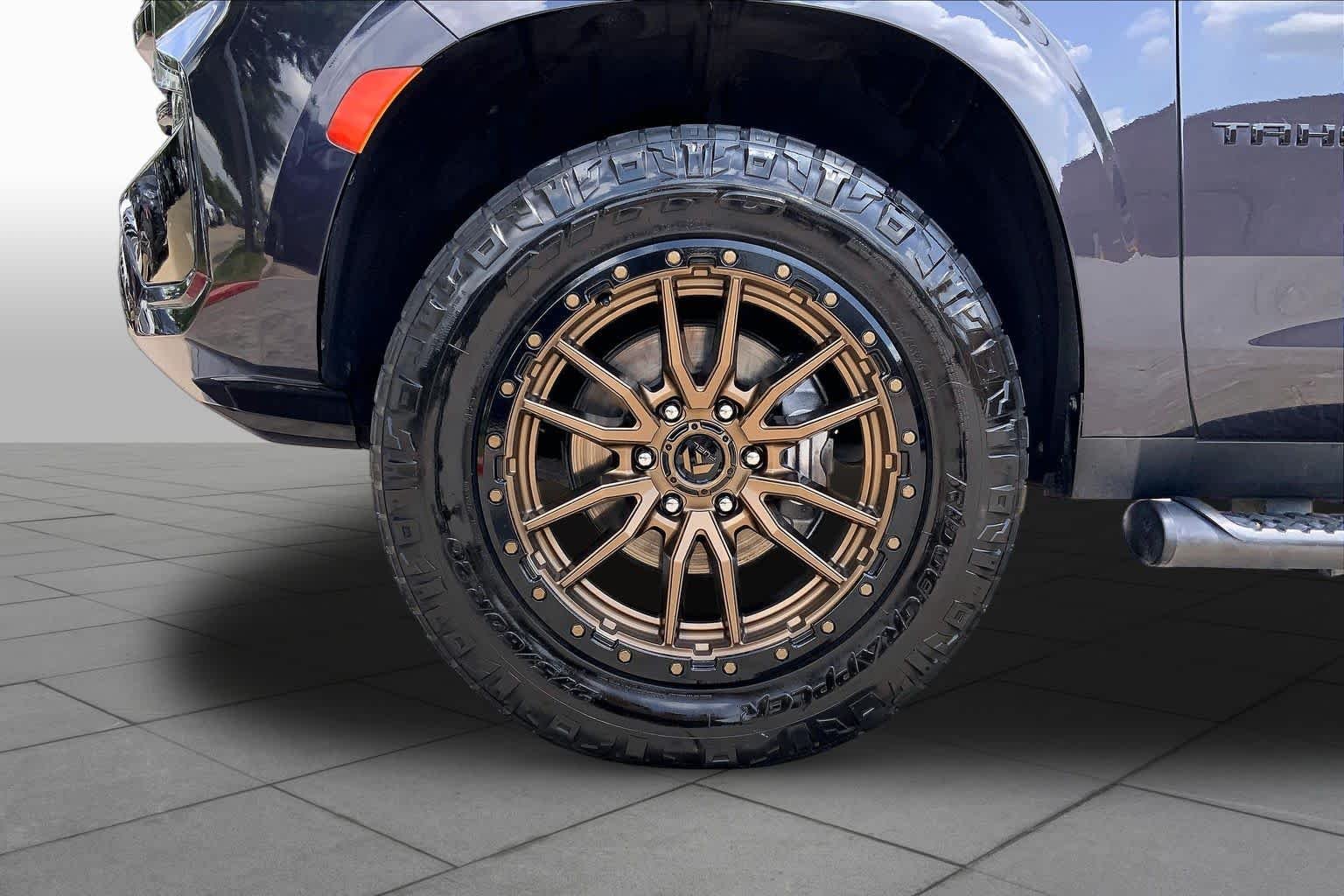Used 2023 Dark Ash Metallic Chevrolet Z71 image 11