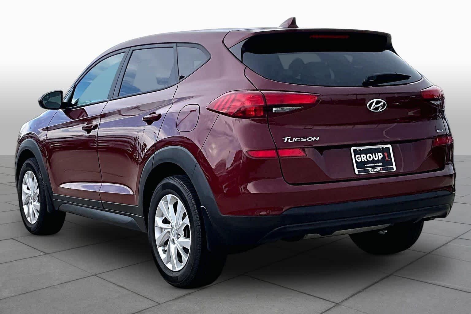 Used 2020 Gemstone Red Hyundai SE image 12