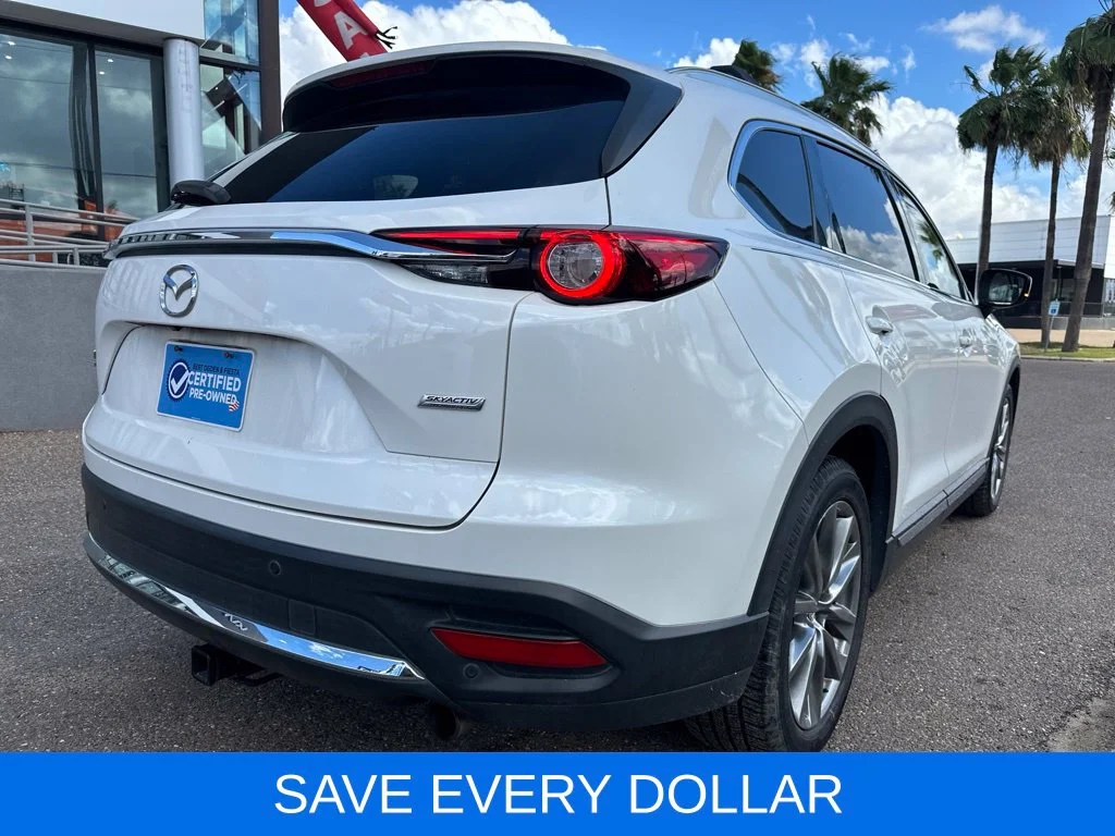 Used 2018 White Mazda Signature image 4
