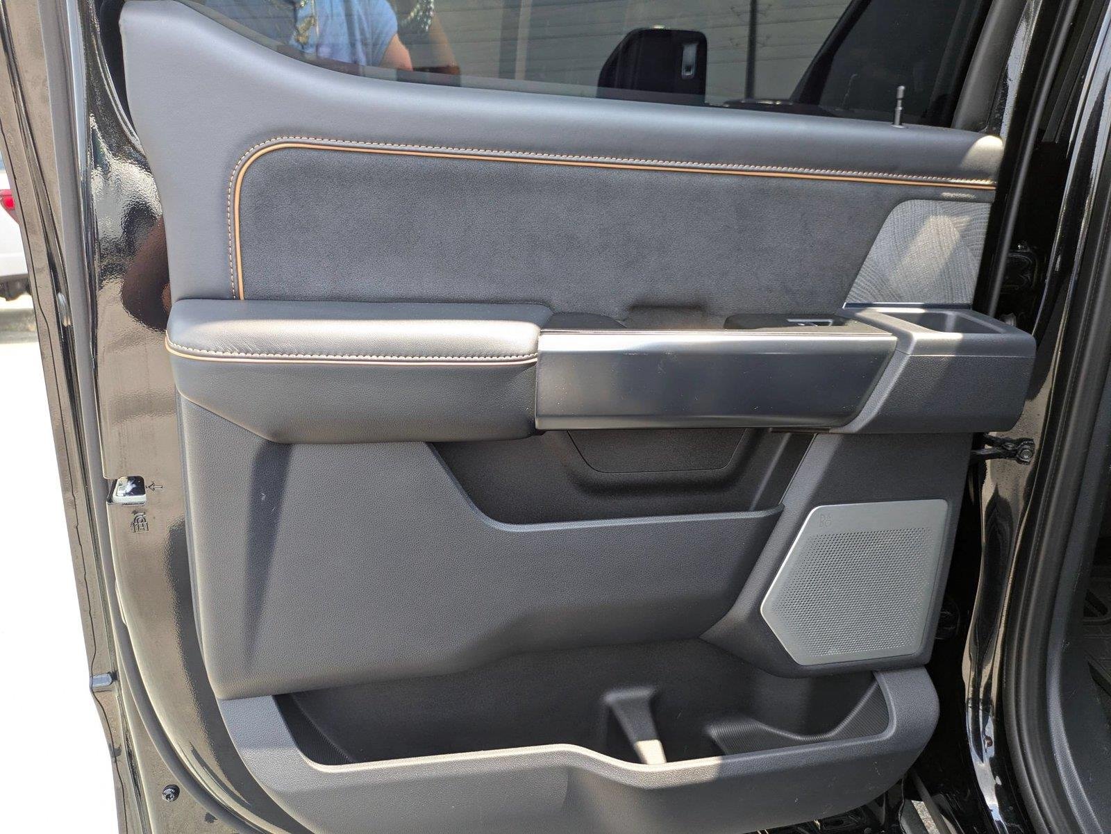 Used 2024 Agate Black Metallic Ford Platinum image 25