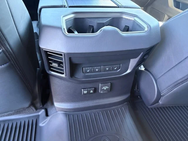New 2026 Celestial Silver Metallic Toyota  Platinum image 25