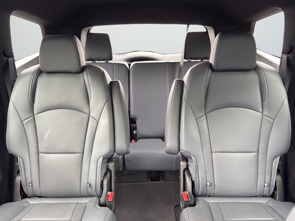 Used 2023 Gray Buick Essence image 22