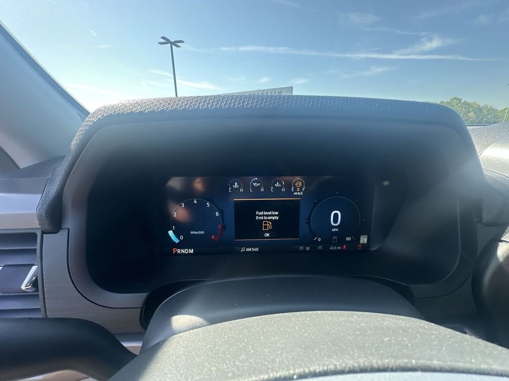 New 2026 Oxford White Ford XLT image 21