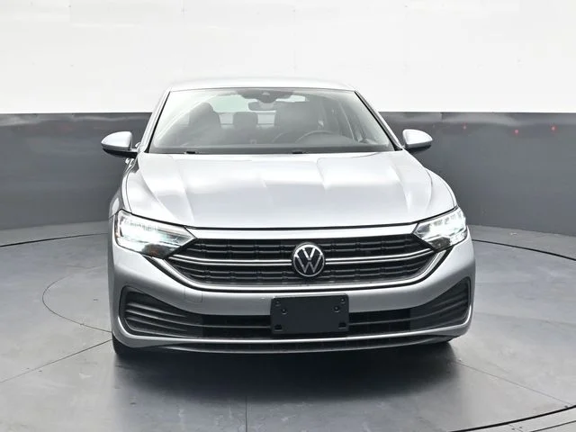 Used 2024 Pyrite Silver Metallic Volkswagen 1.5T SE image 10