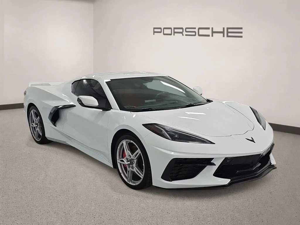 2022 Chevrolet Corvette 2LT - Photo 8