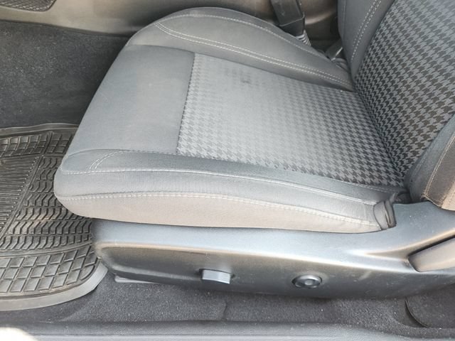 Used 2019 Blue Dodge SXT image 24