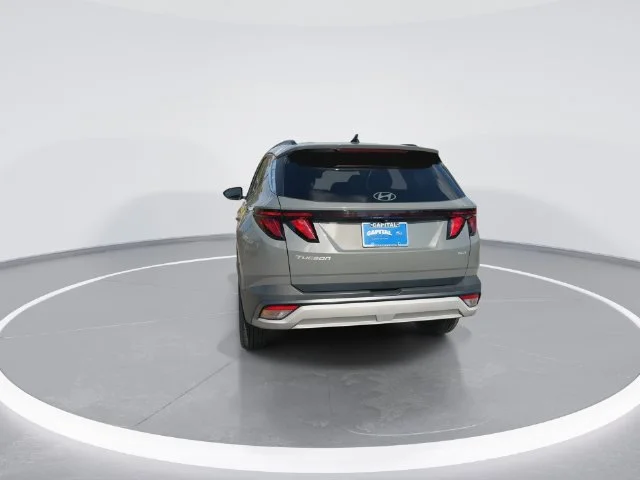 Used 2025 Gray Hyundai SEL image 7