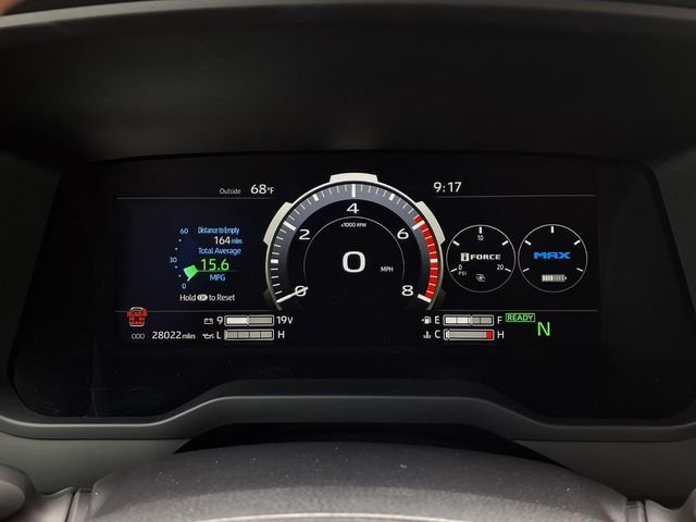 2025 Toyota Sequoia Platinum - Photo 20
