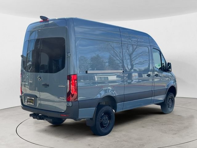 New 2026  Mercedes-Benz Cargo 144 WB image 5