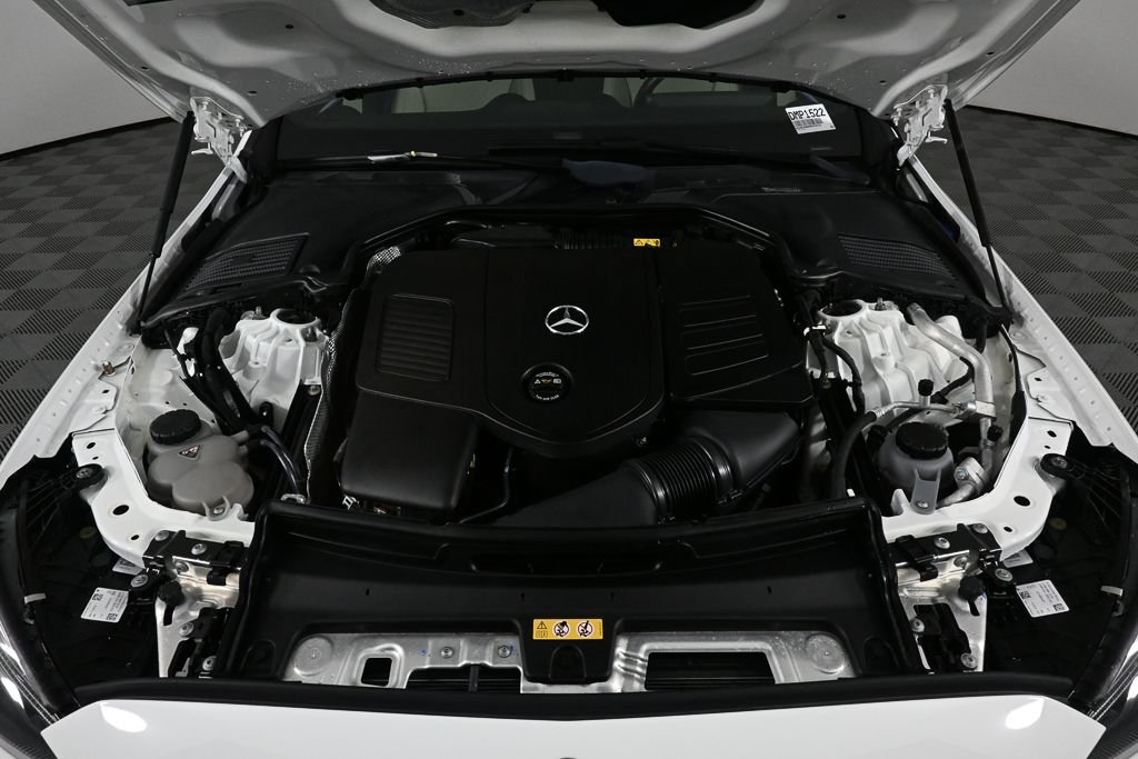 Used 2022  Mercedes-Benz C 300 image 31