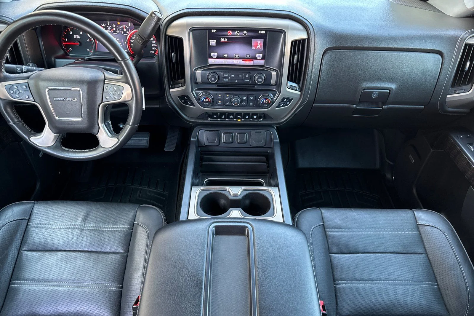 Used 2015 Onyx Black GMC Denali image 16