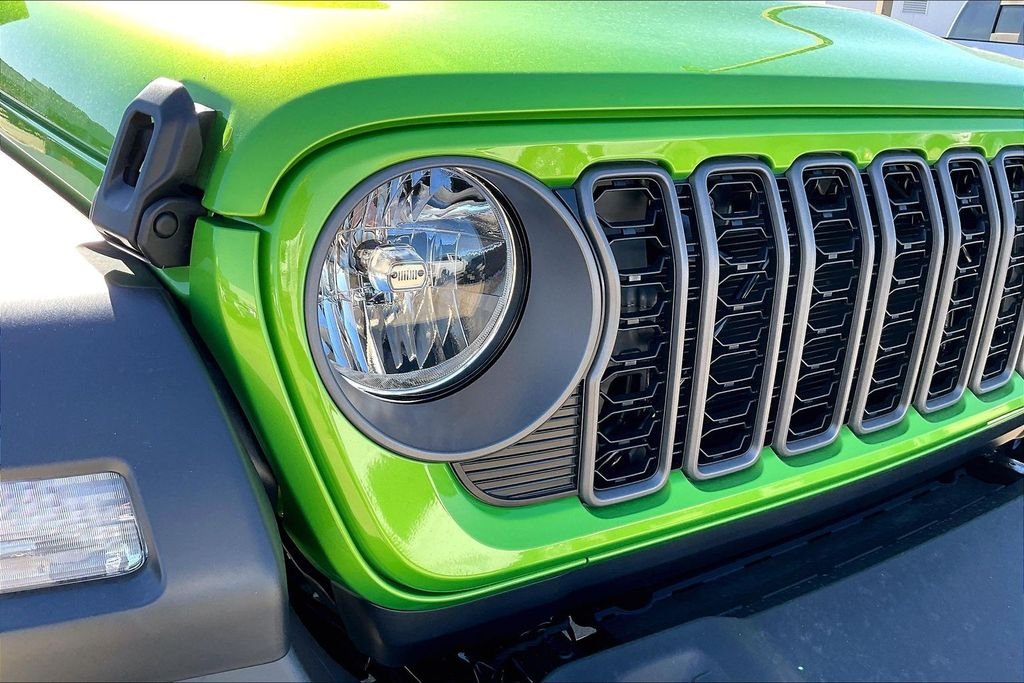 New 2026 Jeep Wrangler Sport S 2D Sport Utility