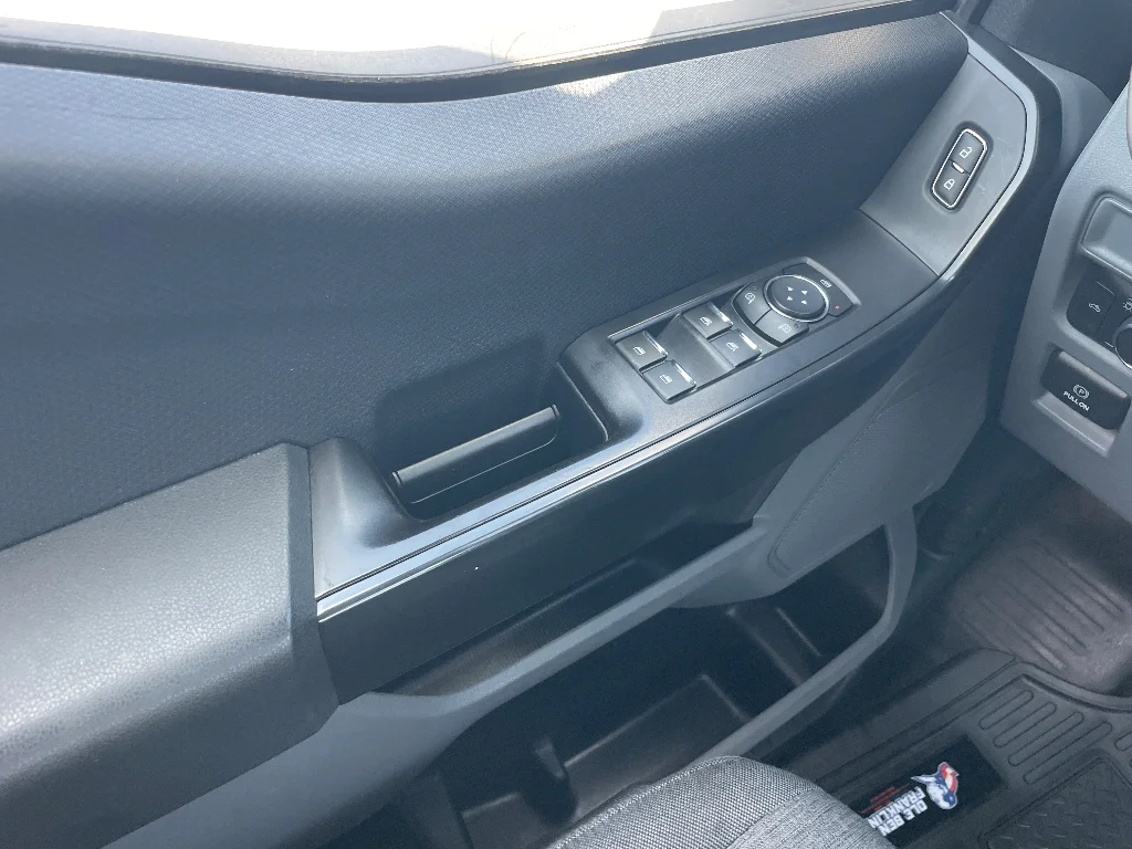 Used 2022 Oxford White Ford XL image 13
