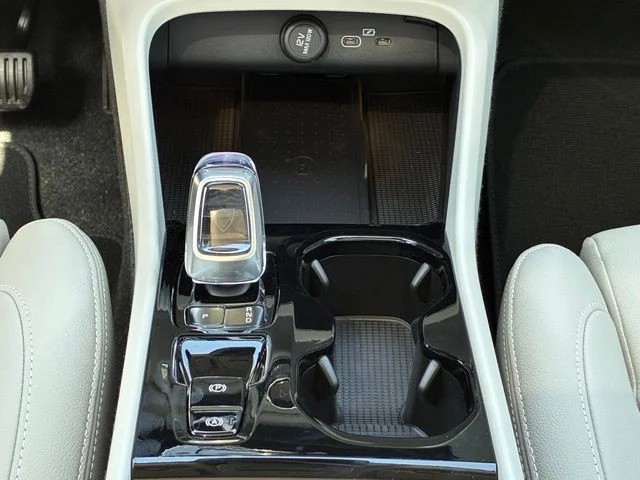 New 2026 Denim Blue Volvo Ultra image 15