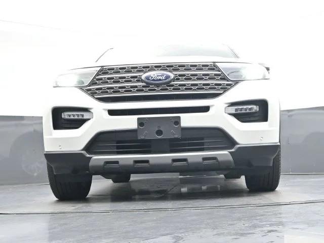 Used 2023 White Metallic Ford King Ranch image 40