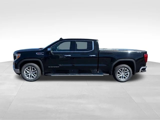 Used 2022 Onyx Black GMC SLT image 3