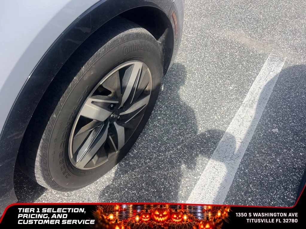 Used 2023 Gray Kia EX image 12