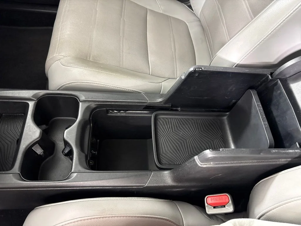 Used 2018  Honda EX-L image 42