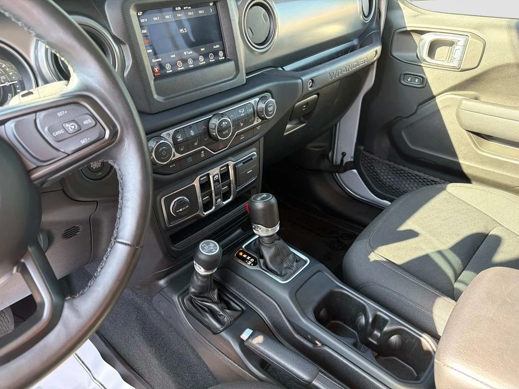 Used 2023 Silver Jeep Willys 4xe image 26