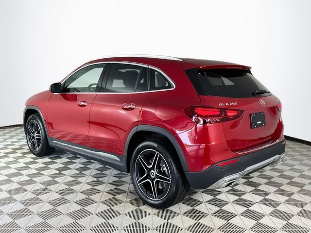 New 2026 MANUFAKTUR Patagonia Red Metallic Mercedes-Benz GLA 250 image 5