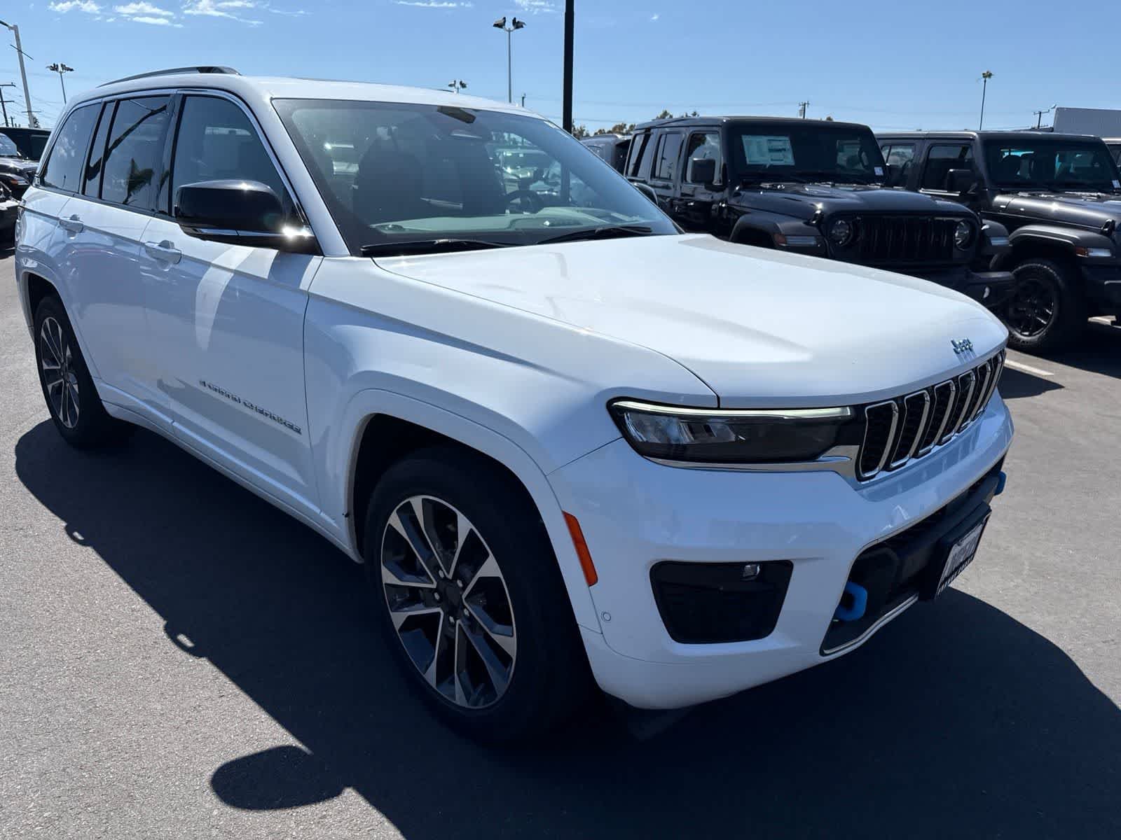 Used 2023 Bright White Clearcoat Jeep Overland image 11