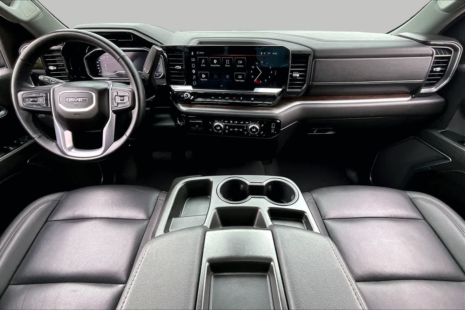 Used 2025 Onyx Black GMC SLT image 16