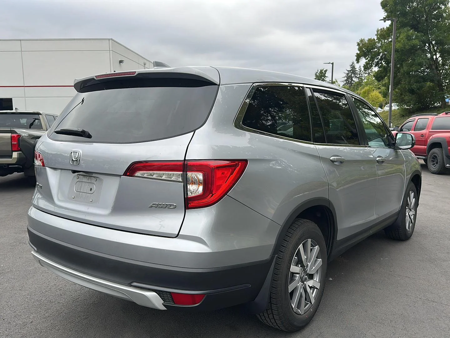 Used 2019 Lunar Silver Metallic Honda EX image 3