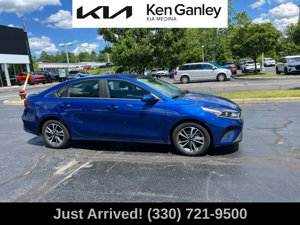 Certified Used 2023 Blue Kia LXS image 4