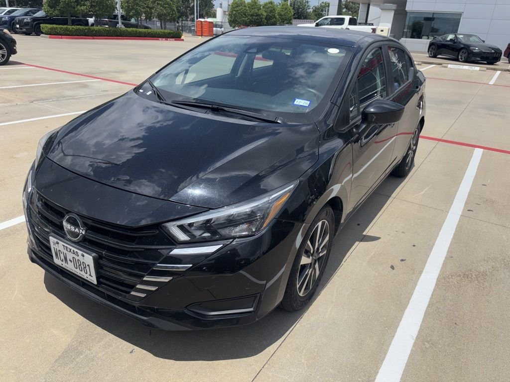 Used 2025 Black Nissan 1.6 SV image 2