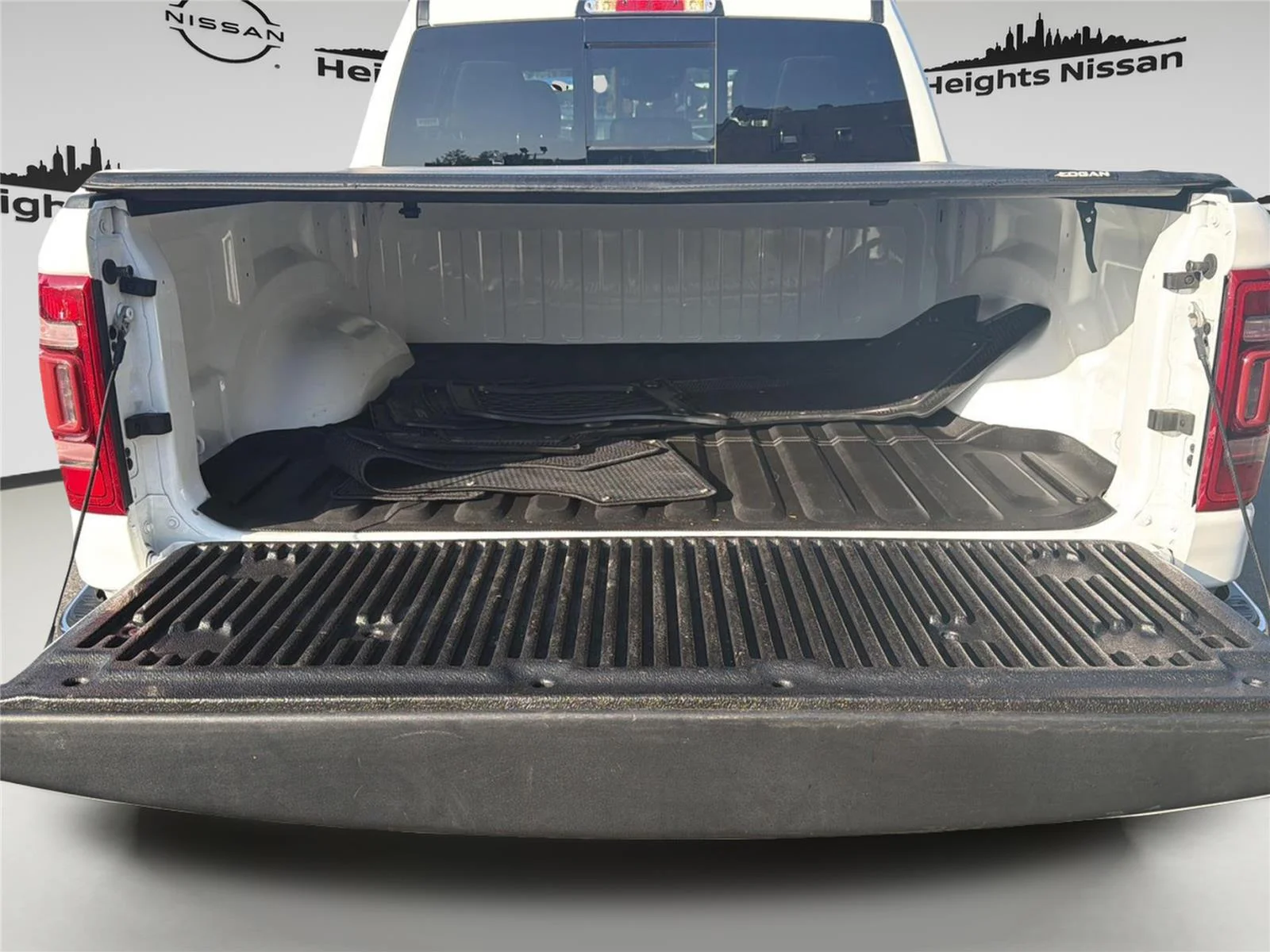 2024 RAM Ram 1500 Pickup Limited - Photo 28