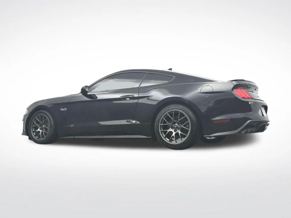 Used 2021 Shadow Black Ford GT image 37