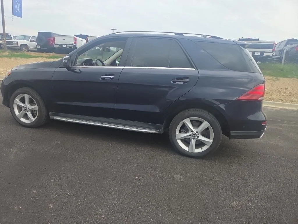 Certified Used 2018 Blue Mercedes-Benz GLE 350 image 7