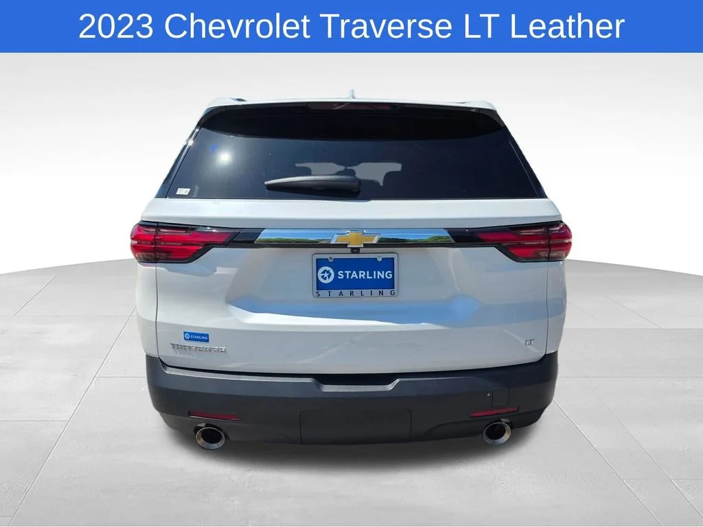 Used 2023 Iridescent Pearl Tricoat Chevrolet LT Leather image 8