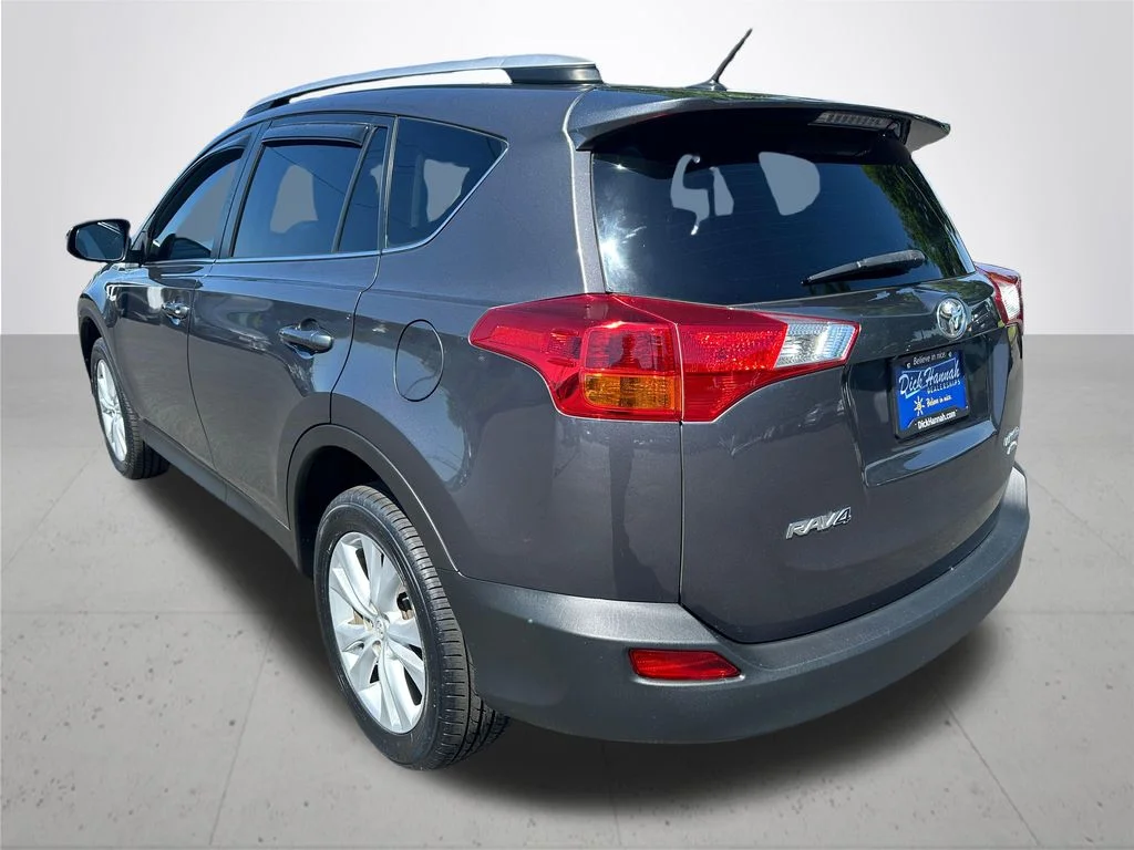 Used 2015 Gray Toyota Limited image 9