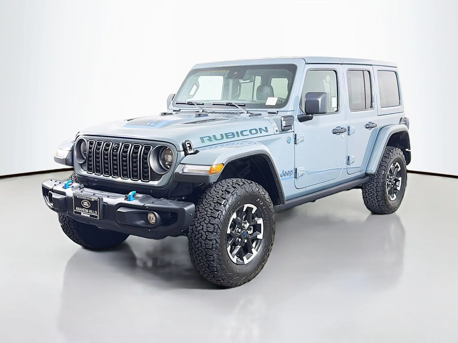Used 2025 Anvil Clear Coat Jeep Rubicon 4xe image 1