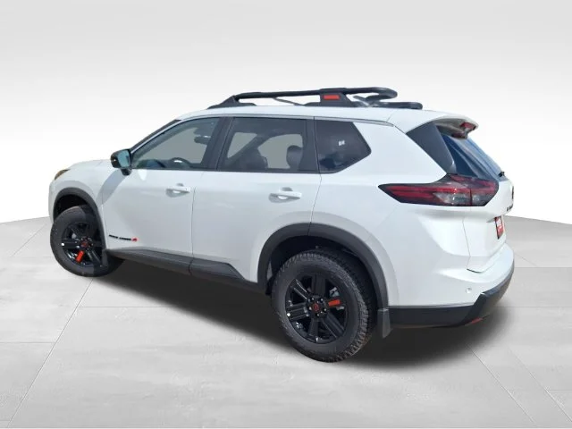 New 2026 Everest White Pearl TriCoat Nissan Rock Creek® image 5
