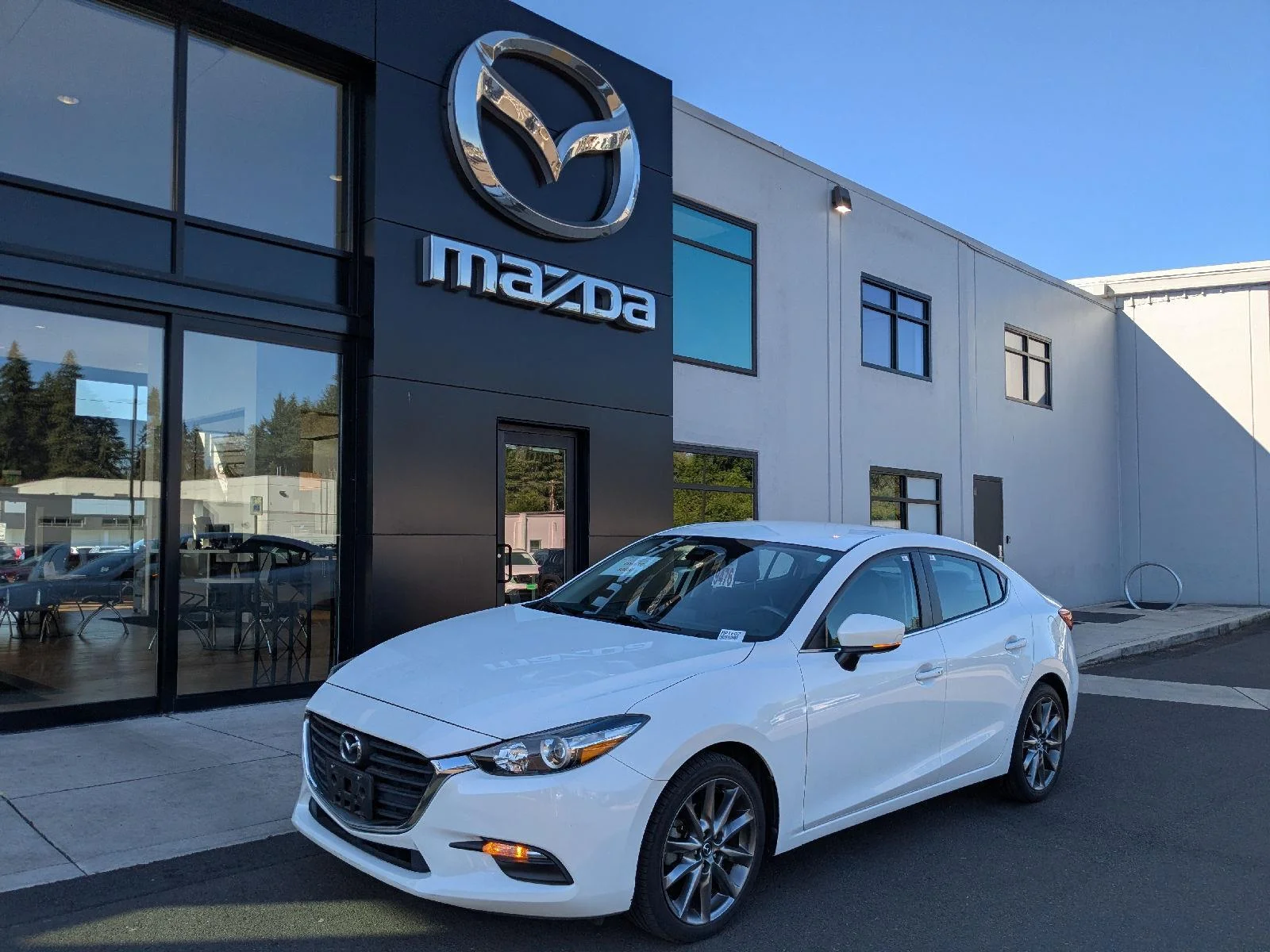 2018 Mazda CX-3 Touring AT 4-Door SKYACTIV's photo