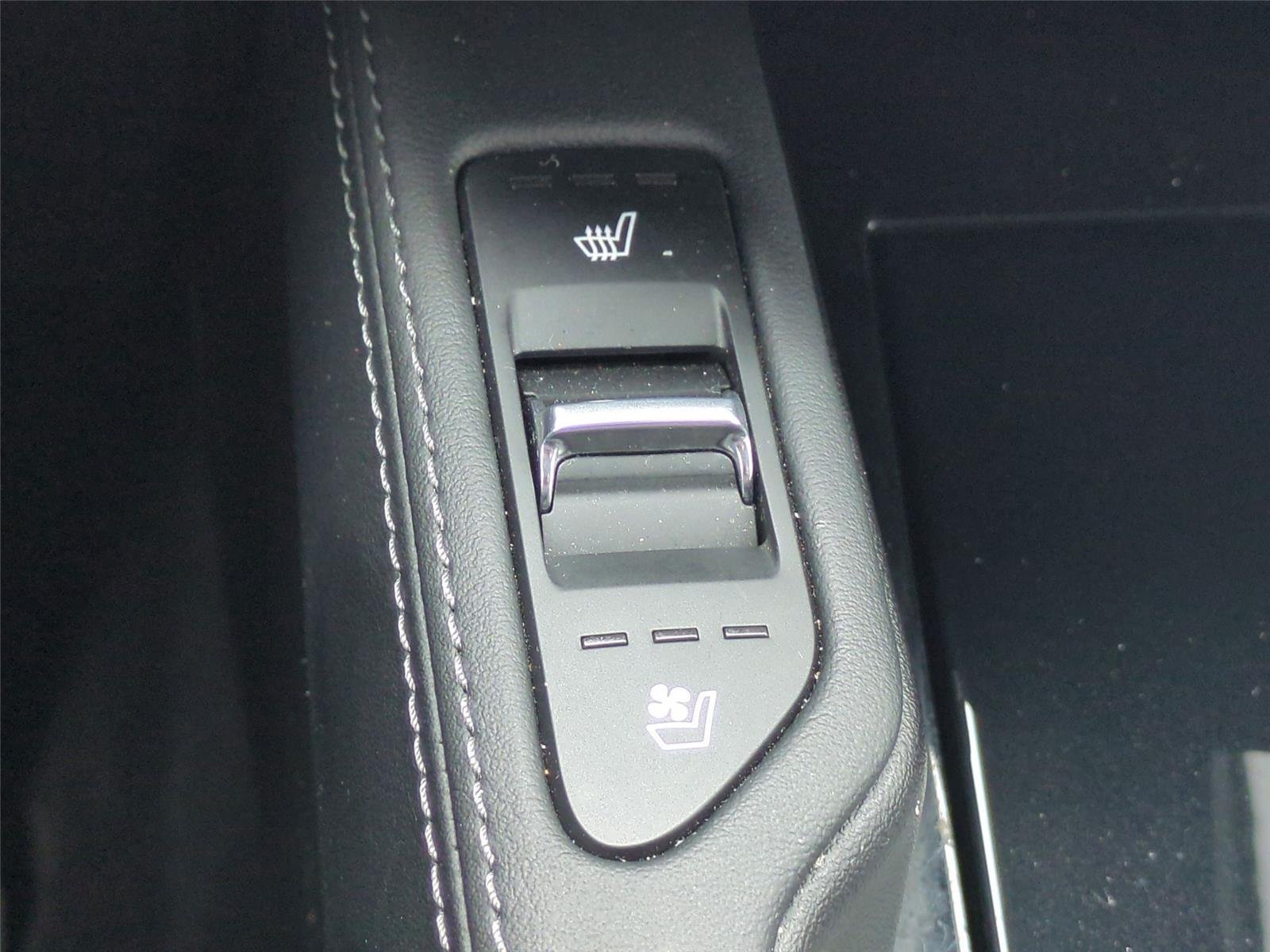Used 2025 Dark Moss Kia EX image 40