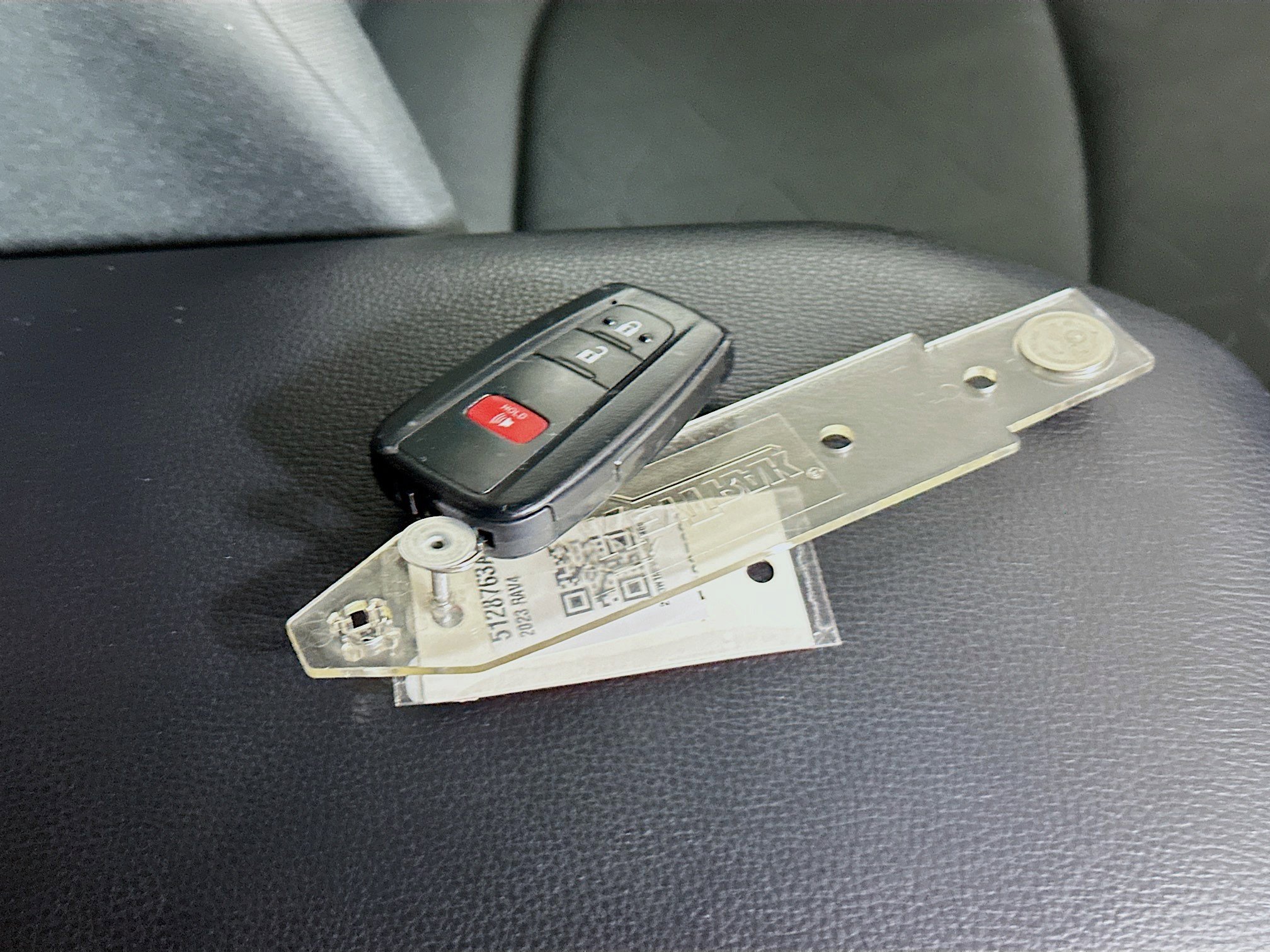 Used 2023 Ice Toyota XLE image 33
