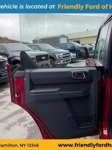 2025 Ford Bronco 4-Door Base - Photo 40
