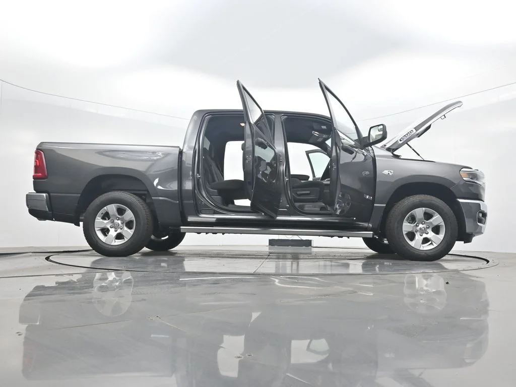 New 2026 Granite Crystal Metallic Clearcoat RAM Big Horn/Lone Star image 47